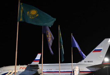 Касым-Жомарт Токаев проводил в столичном аэропорту Владимира Путина