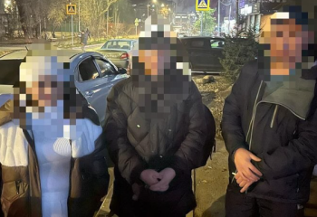 «Криминальное трио» карманников задержали в Алматы