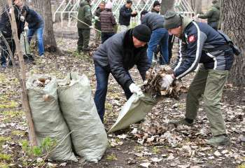 Алматыда бір аптада 10 мың текше метрден астам қоқыс шығарылды