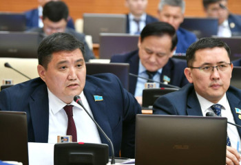 Әуе рейстері уақытынан кешіксе, айыппұл салынады – Бақытжан Базарбек