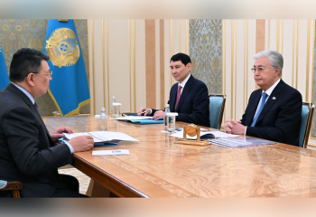 Президент обсудил с Канатом Бозумбаевым модернизацию инфраструктуры и развитие регионов