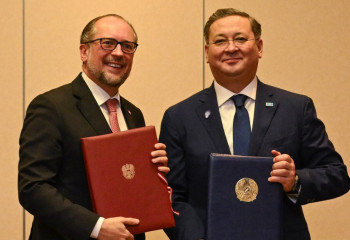 Kazakhstan's FM holds a series of bilateral meetings on margins of  OSCE ministerial council