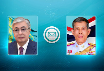 Токаев поздравил Короля Таиланда с Национальным праздником