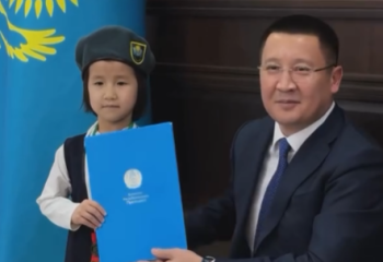 Алты жасар әлем чемпионын президент құттықтады