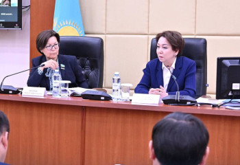 Мәжілісте әскери-патриоттық тәрбиенің өзекті  мәселелері талқыланды