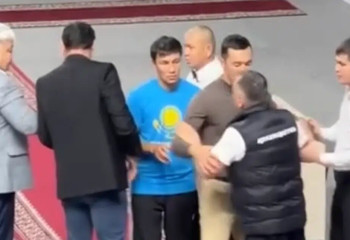 Ерик Маржикпаев отстранён от должности тренера за драку на молодёжном чемпионате Казахстана по боксу