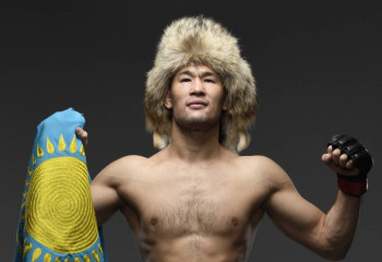 Шавкат Рахмонов Лас-Вегастағы UFC 310 турнирінде Иэн Гэрриден басым түсті