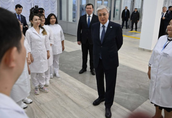 Президент посетил перинатальный центр в Актобе