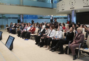 Новые проекты в поддержку семей и родительства стартуют в Казахстане в 2025 году