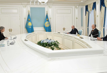 Касым-Жомарт Токаев встретился с председателем правления «Инициативы прозрачности добывающих отраслей» Хелен Кларк