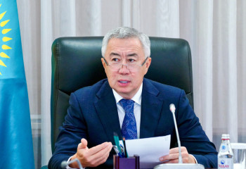 Серик Жумангарин высказался о предложении изменить начало рабочего дня