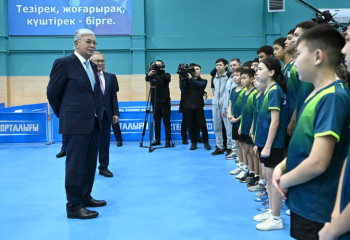 Касым-Жомарт Токаев посетил Центр настольного тенниса в Талдыкоргане