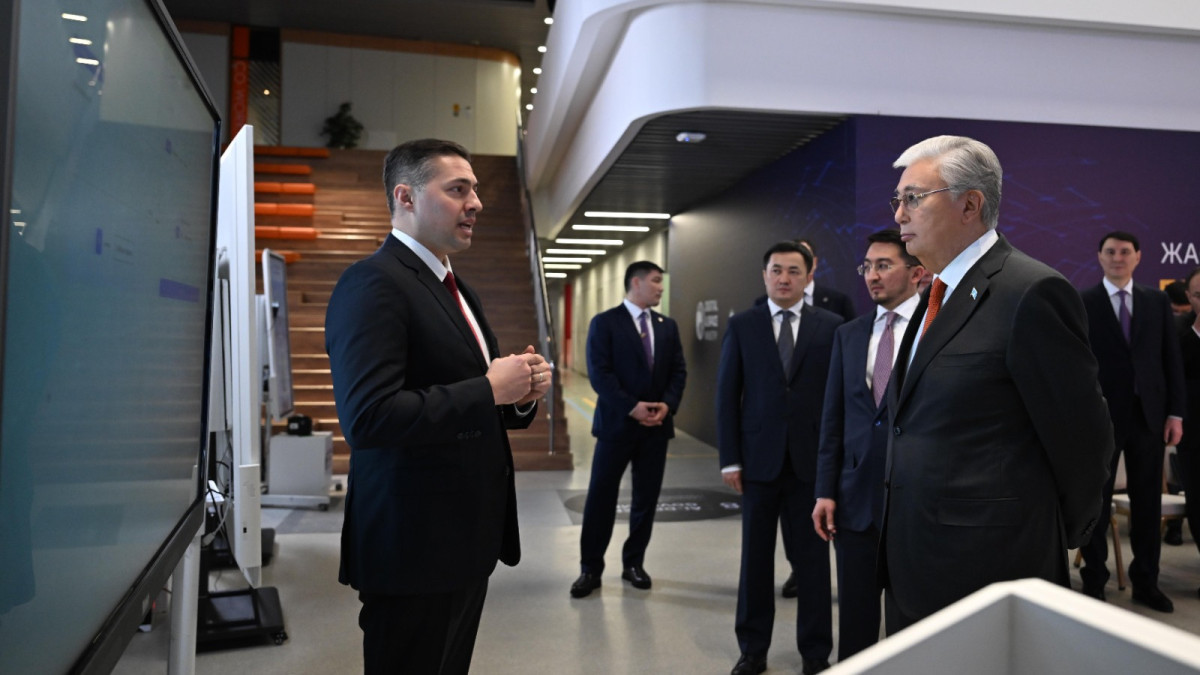  Nazarbayev University 