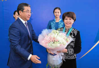 Роза Рымбаева Абай облысының құрметті азаматы атанды