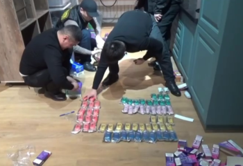 Заң мен тәртіп: Атырауда 19 жастағы жігіттен 40 млн теңгенің вейпі тәркіленді