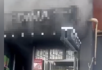 Огнеборцы Алматы спасли 4 детей при пожаре в многоквартирном доме