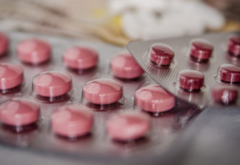 Дәрі-дәрмектердің көлеңкелі нарығымен күрес жүргізілмек