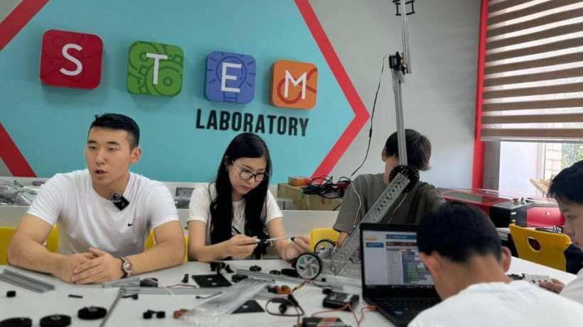  Мәдениет және ақпарат министрлігі 