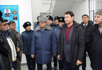 Түркістан әкімі полиция мен кәсіпкерлік нысанның жұмысымен танысты