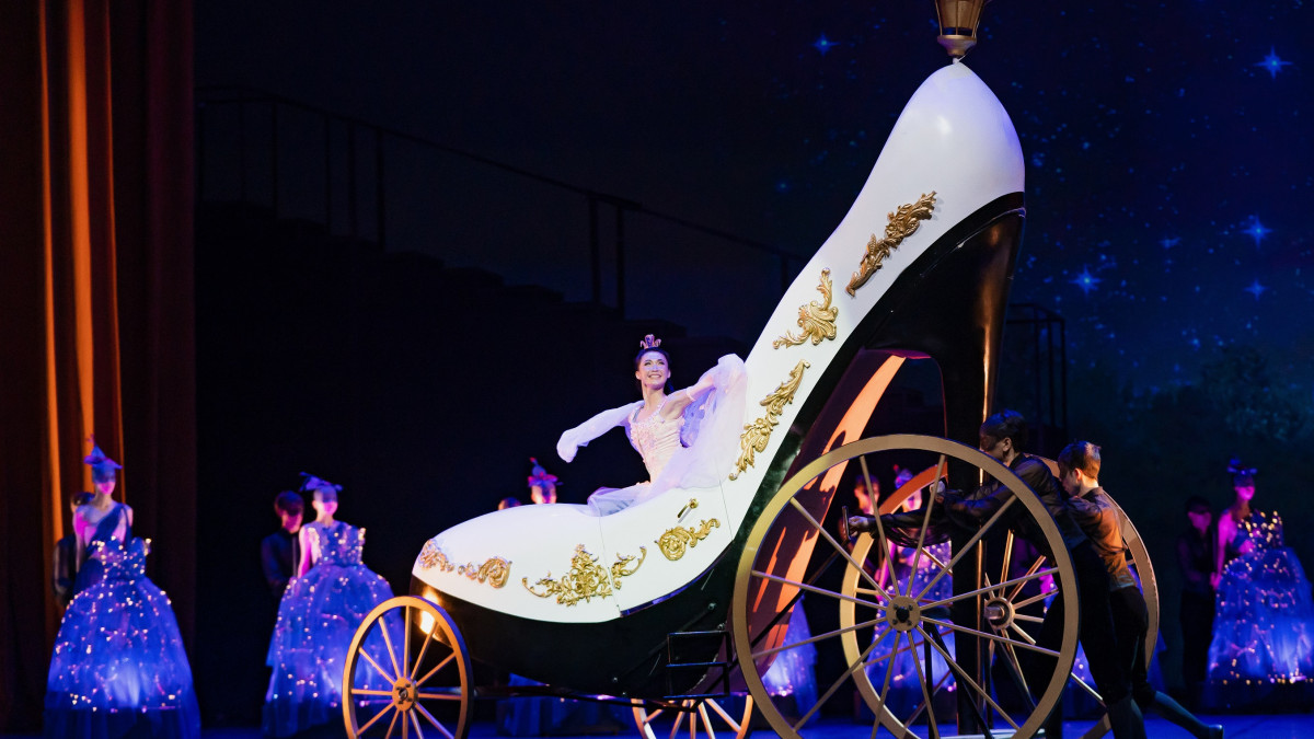  astanaopera.kz 