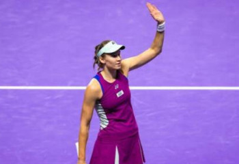 Elena Rybakina wins at World Tennis League 2024 UAE