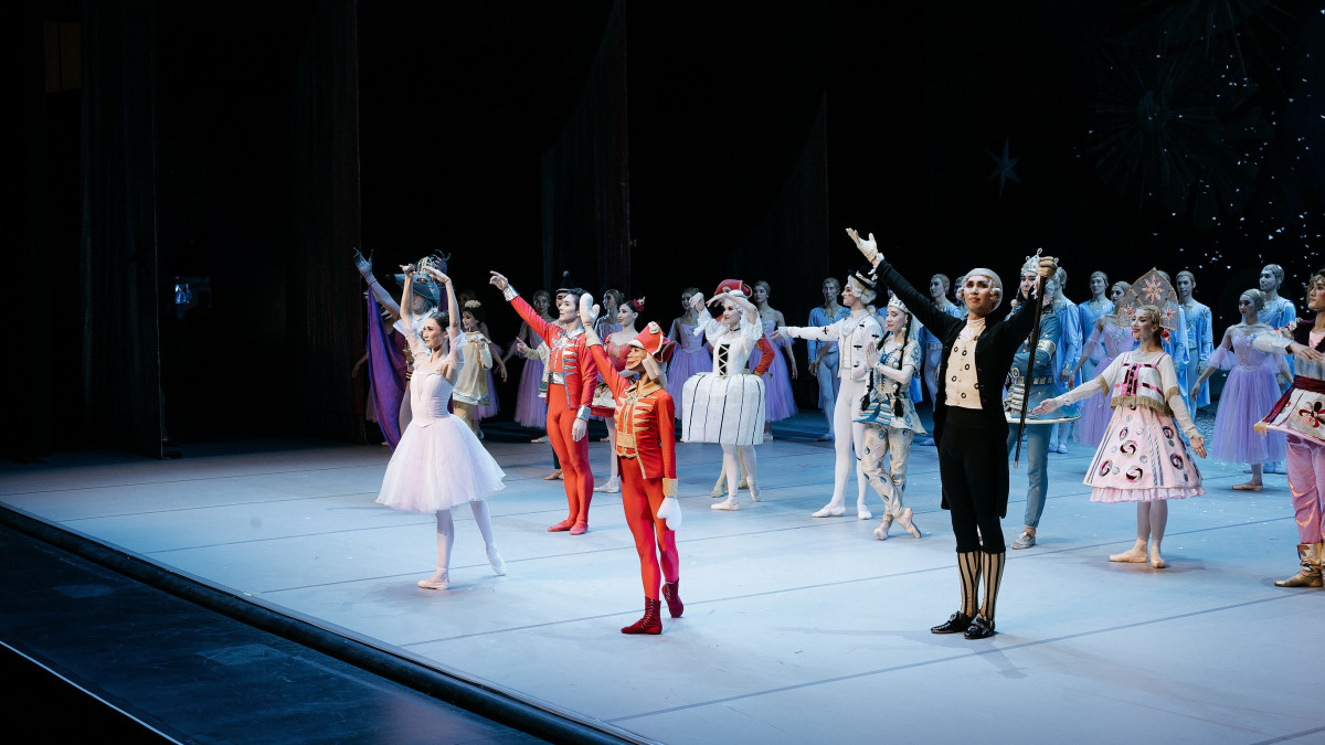  astanaopera.kz 