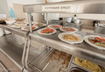 Әлеуметтік әмиян: 703 мыңнан астам оқушы тегін ыстық тамақпен қамтылды