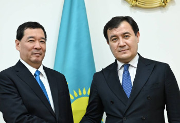 Ambassador of Japan presented copies of credentials