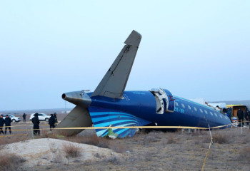 Ақтауға ұшақ апатынан зардап шеккен Қырғызстан азаматтарының туыстары келді