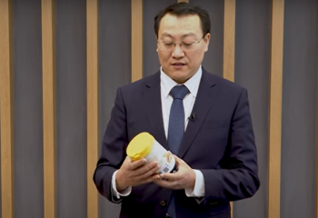 «Я бы подарил их своим родителям»: вице-министр торговли и интеграции РК назвал Топ-подарки на Новый год