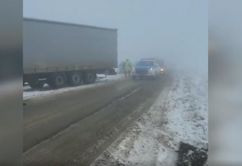 Түркістанда полиция жолда қалған 60 көлікке көмек көрсетті