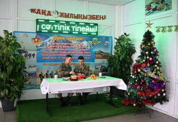 Солдаты отметили новый год жизни в дружной армейской семье