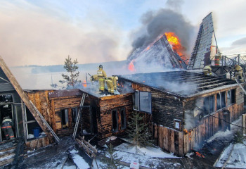Бурабайда саяжайдағы үй мен монша өртеніп кетті