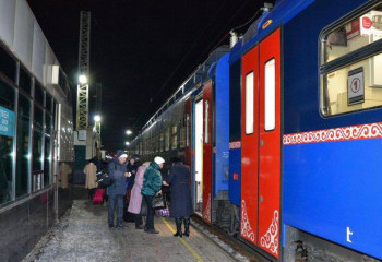 Нацперевозчик перевезет поездами порядка 200 пассажиров в связи с погодными условиями