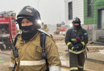 Сильный пожар в школе ликвидировали жамбылские огнеборцы