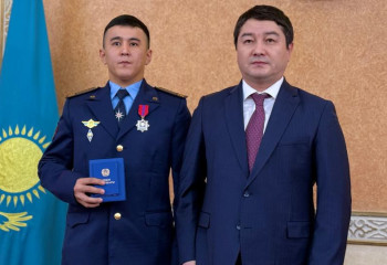 Авиакатастрофа под Актау: спасатели удостоены государственных наград