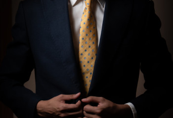 Сирияда мемлекеттік қызметкерлердің жалақысы 400%-ға көбейеді