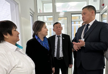 Мәжіліс депутаты жаңа дәрігерлік амбулаторияның жұмысына баға берді