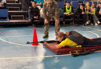 В Алматы прошла военизированная эстафета среди учителей