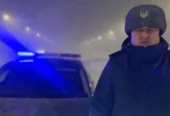 Полицейлер жүргізушілерді мұқият болуға шақырды