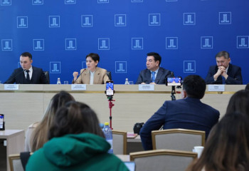 В Казахстане будет абсолютно новый класс рабочих профессий - Тамара Дуйсенова