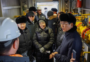 Мәжілісмендер Теміртаудағы газ тарату желілерінің құрылысымен танысты