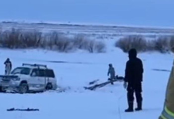 Мұз астына құлап кеткен балықшылар құтқарылды