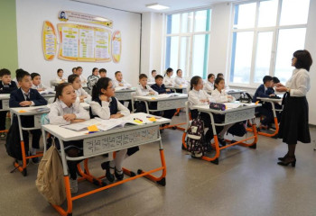 «Комфортная школа» на две тысячи мест начала работать в селе Коянды Акмолинской области