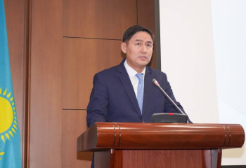 Азамат Есқараев әділет министрі лауазымынан босатылды