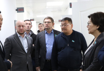 Депутаты Мажилиса ознакомились с ходом реализации социальных проектов в Алматы