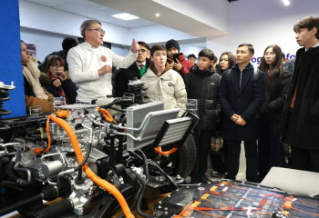 «Жұмысшы мамандықтары жылы»:  Сәтбаев университетінде талапкерлерге кәсіби бағдар беріледі