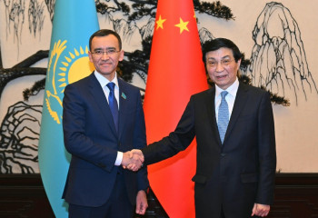 Маулен Ашимбаев прибыл в Китайскую Народную Республику с официальным визитом