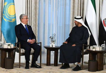 Президент Казахстана провёл встречу с Президентом ОАЭ
