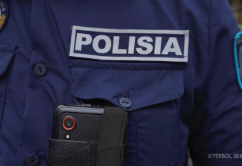 Неизвестный взял девушку в заложницы в Актобе